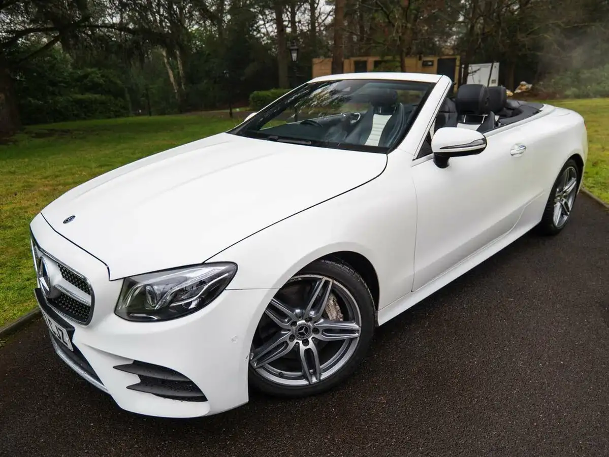 2017-mercedes-benz-e-class-20-e300-amg-line-premium-plusss-convertible-big-3