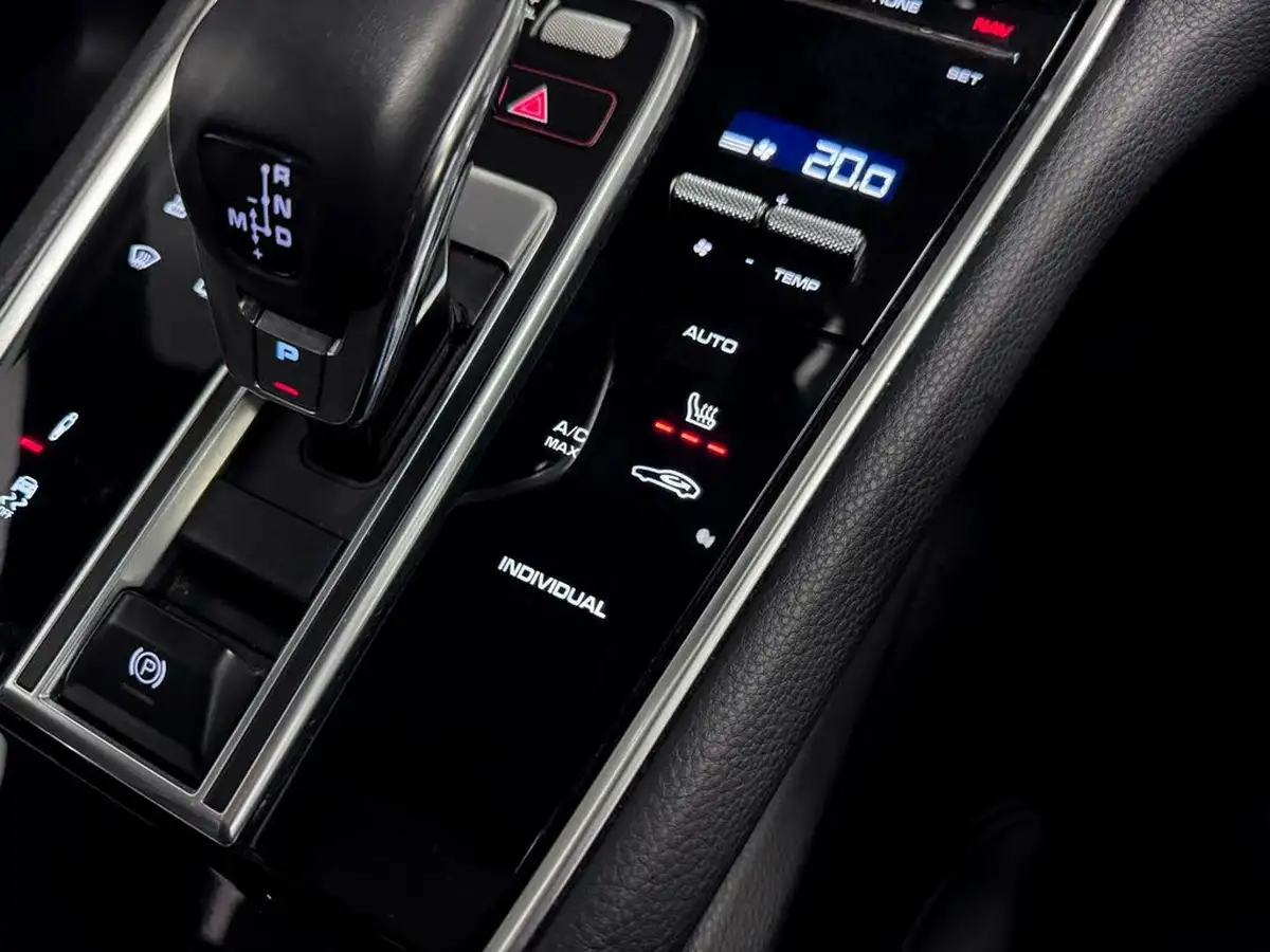2018-porsche-panamera-29-v6-4-e-hybrid-sport-turismo-big-31