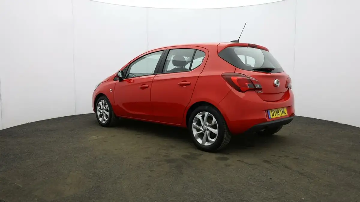 2018-vauxhall-corsa-14i-sri-90ps-ecoflex-5d-big-35