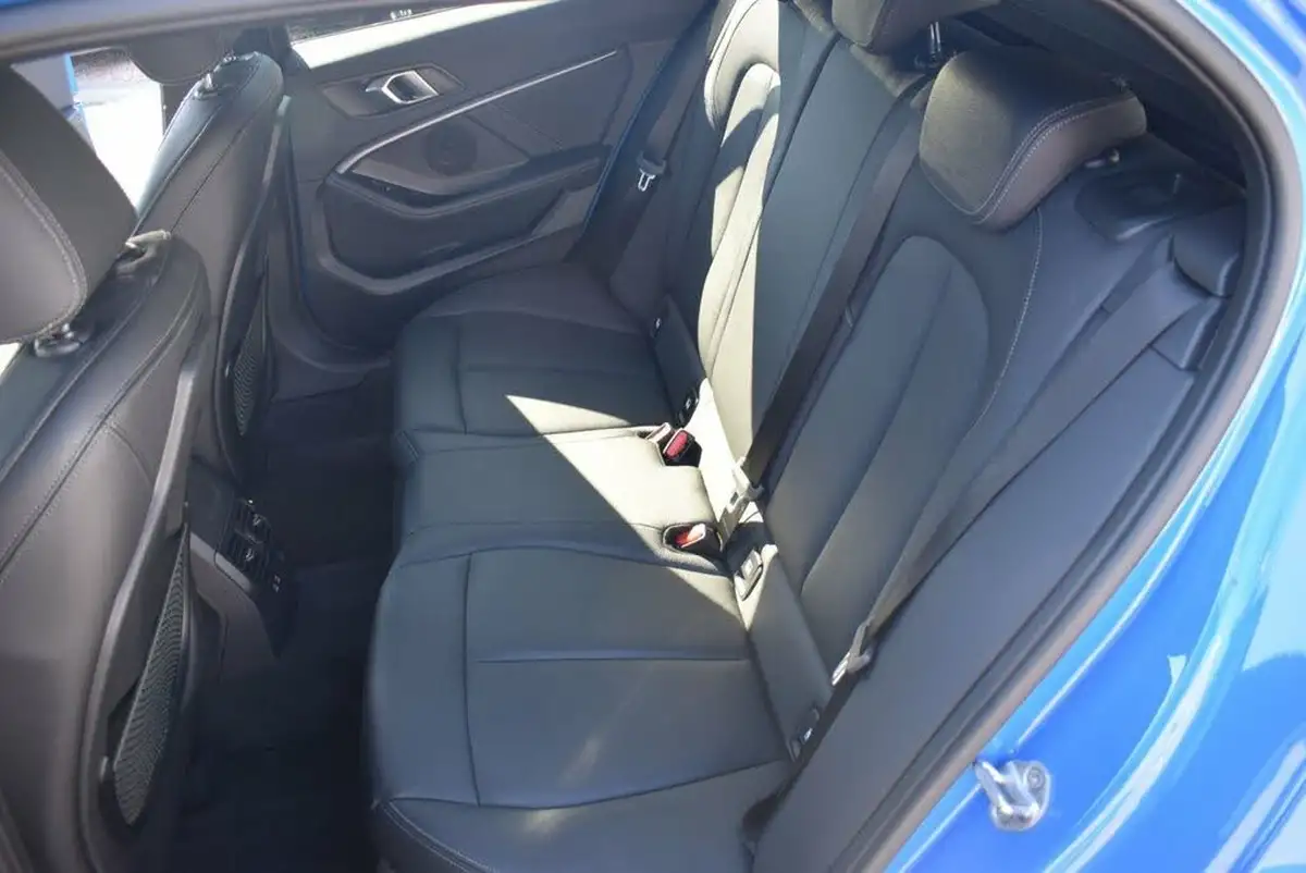 2019-bmw-1-series-big-16