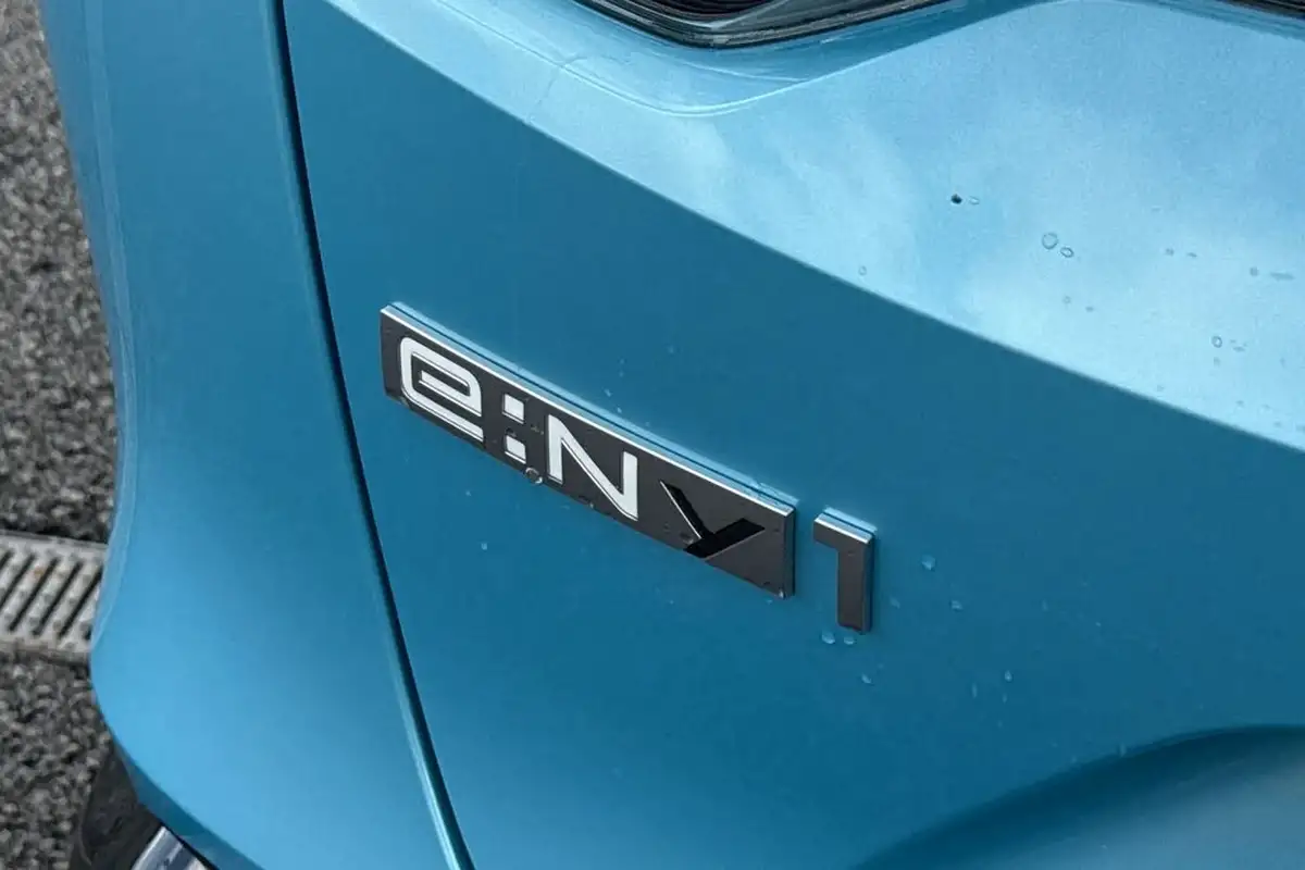 2024-honda-eny1-e-advance-big-30