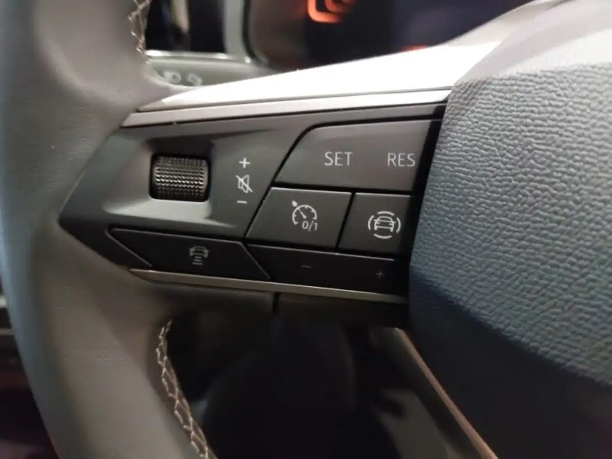 2024-seat-arona-10-tsi-xperience-115ps-big-15