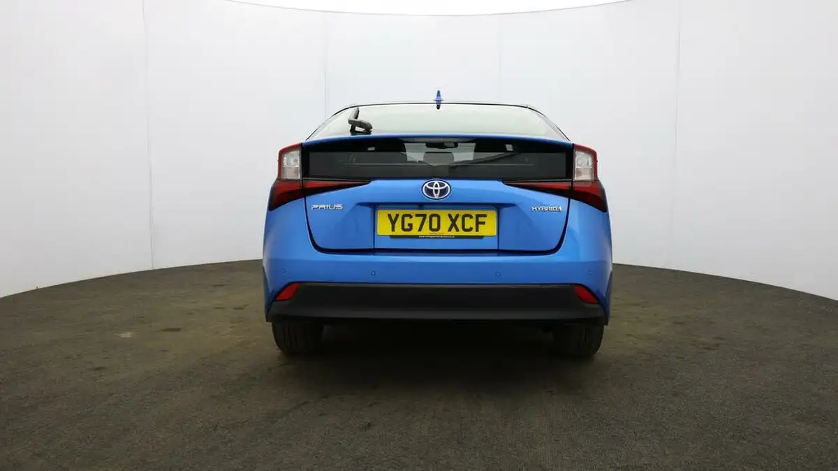 2020-toyota-prius-18-vvt-i-business-edition-plus-cvt-big-54