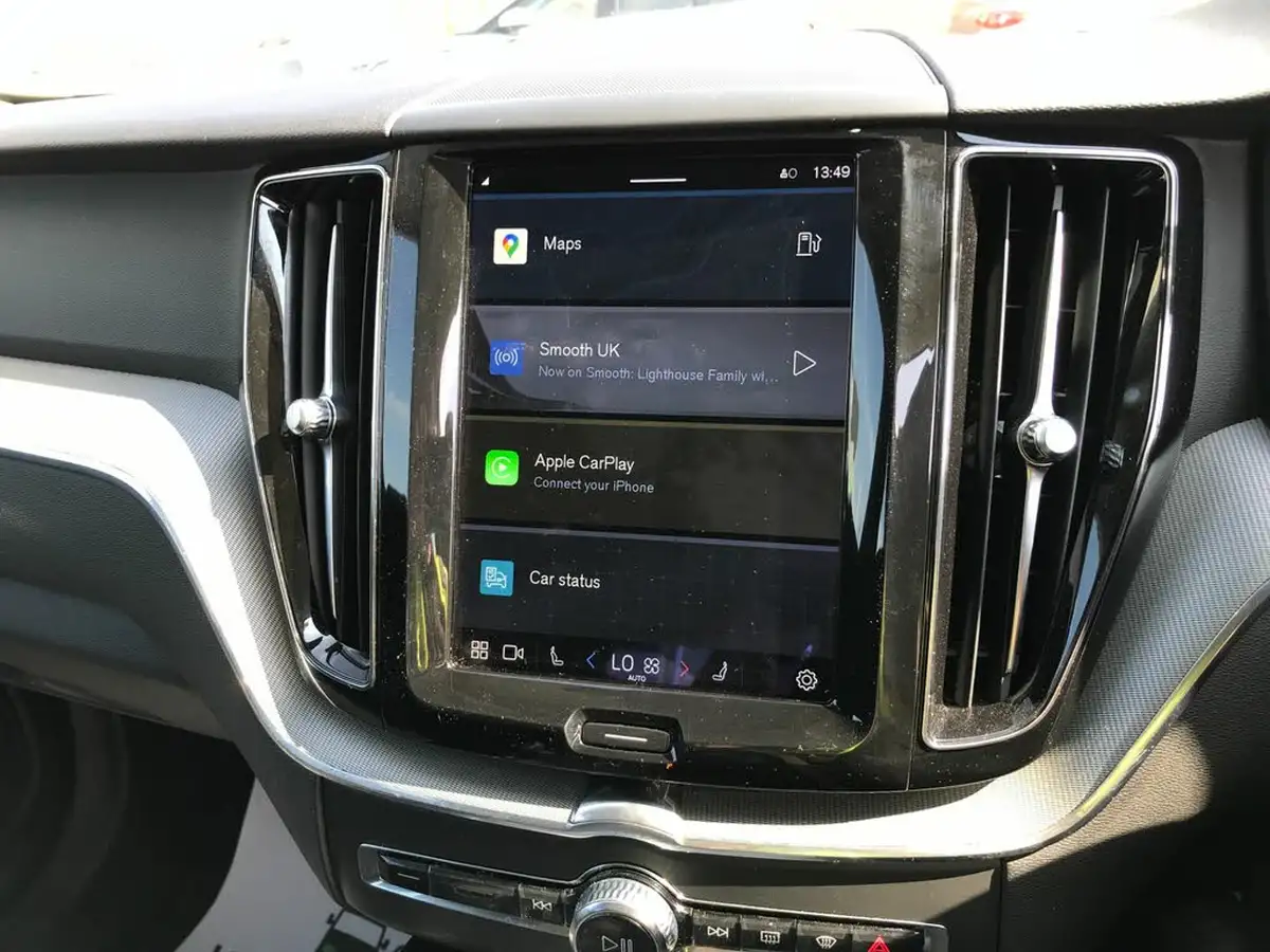 2022-volvo-xc60-20-b5-core-big-30