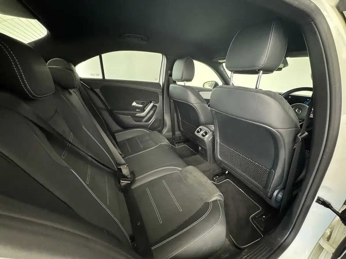 2022-mercedes-benz-a-class-13-a180-amg-line-executive-edition-saloon-4d-7g-dct-big-16