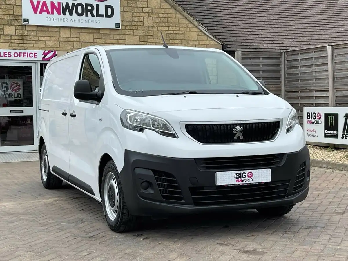 2019-peugeot-expert-15-bluehdi-professional-compact-1000-big-3