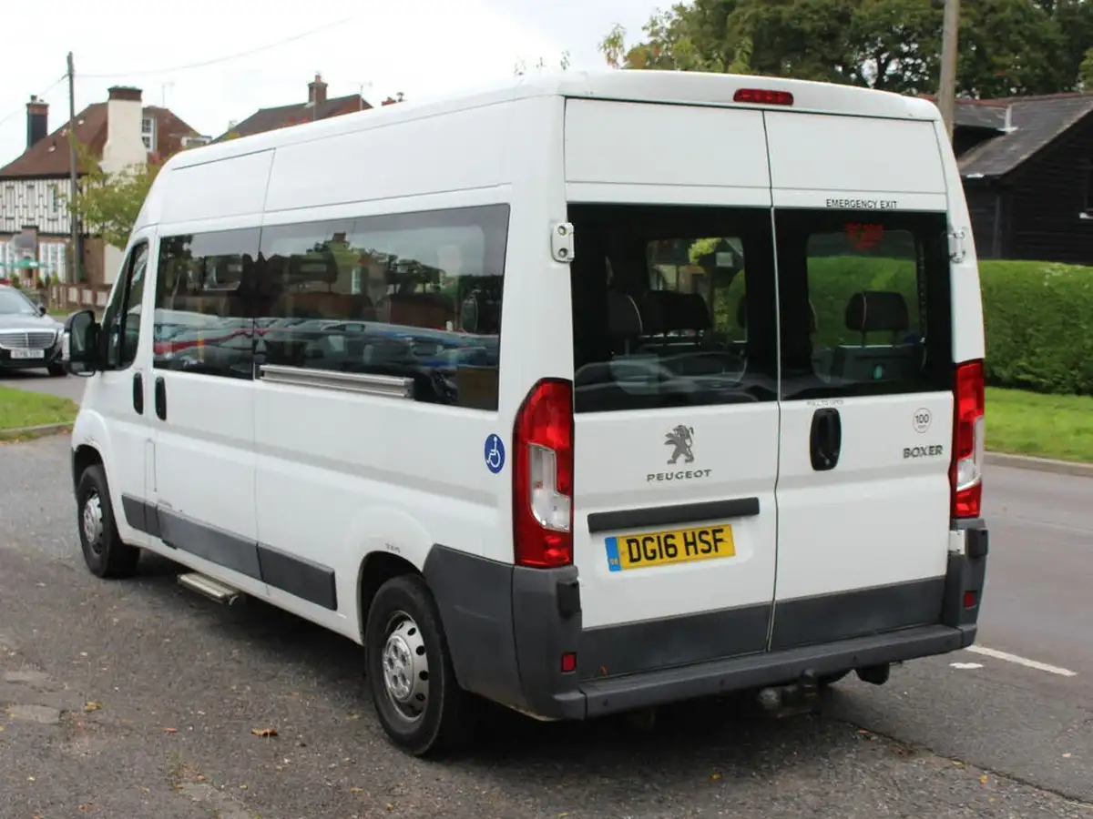 2016-peugeot-boxer-22td-335-l3-h2-panel-big-2