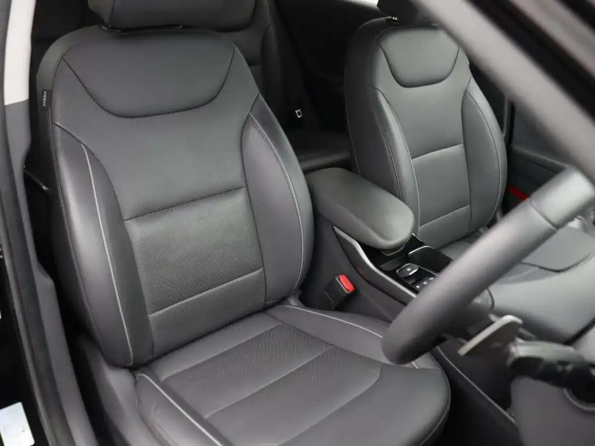 2021-hyundai-ioniq-e-premium-se-electric-100kw-big-9