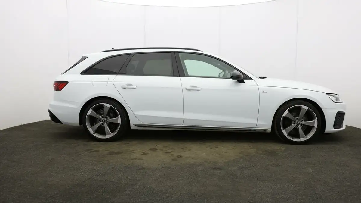 2021-audi-a4-avant-20-35-tfsi-black-edition-big-45