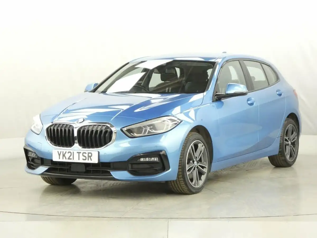 2021-bmw-1-series-15-118i-sport-lcp-dct-big-3