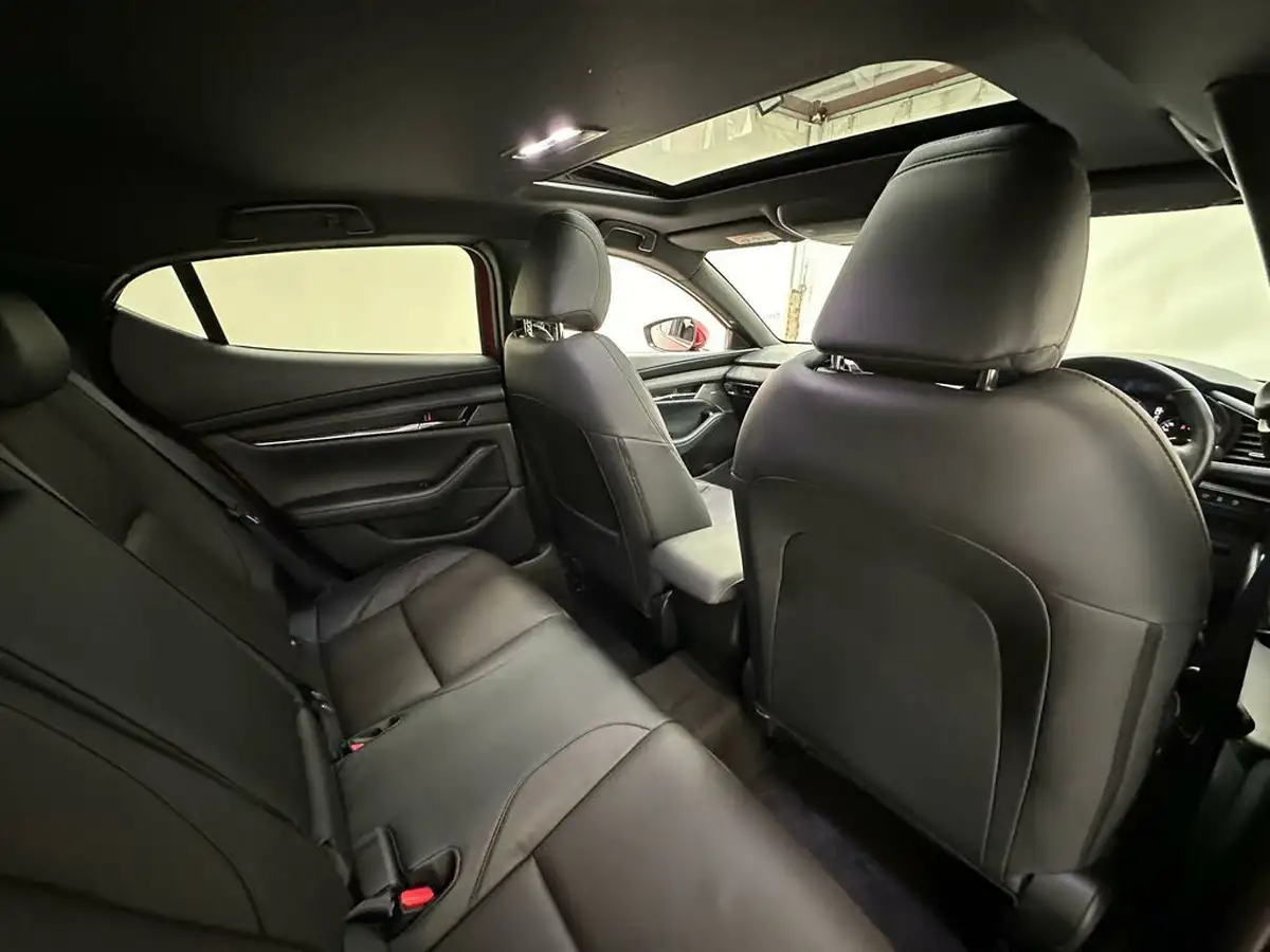 2023-mazda-mazda3-20-gt-sport-186ps-hatchback-5d-auto-big-17