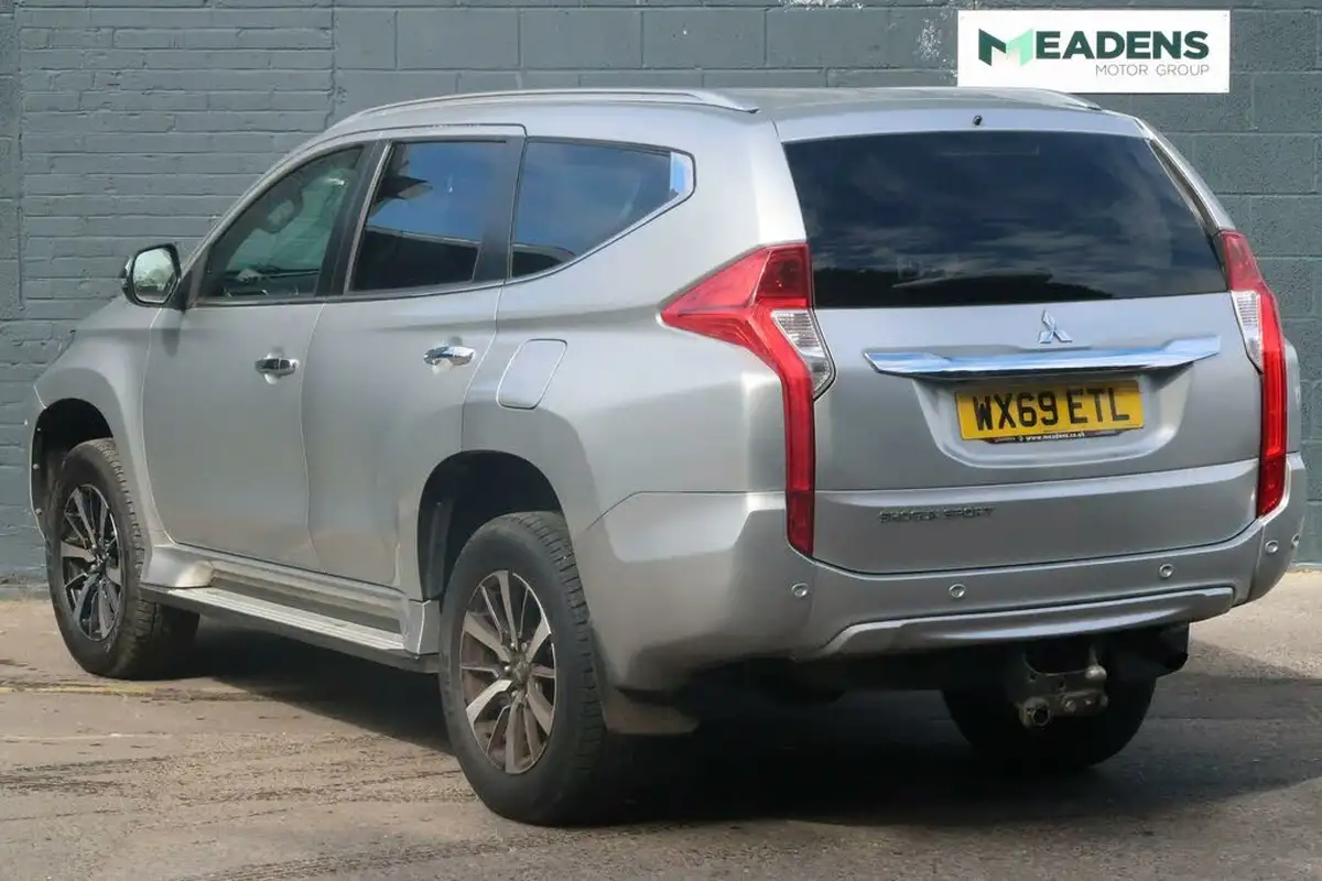 2018-mitsubishi-shogun-sport-24di-d-4-big-2