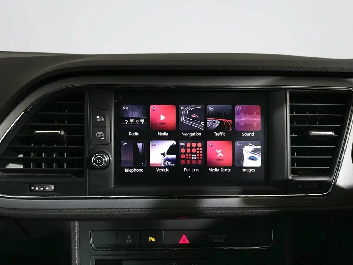 2019-seat-leon-15-tsi-evo-se-dynamic-hatchback-big-16
