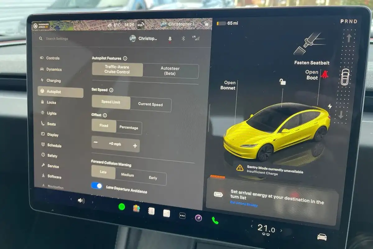 2024-tesla-model-3-big-48