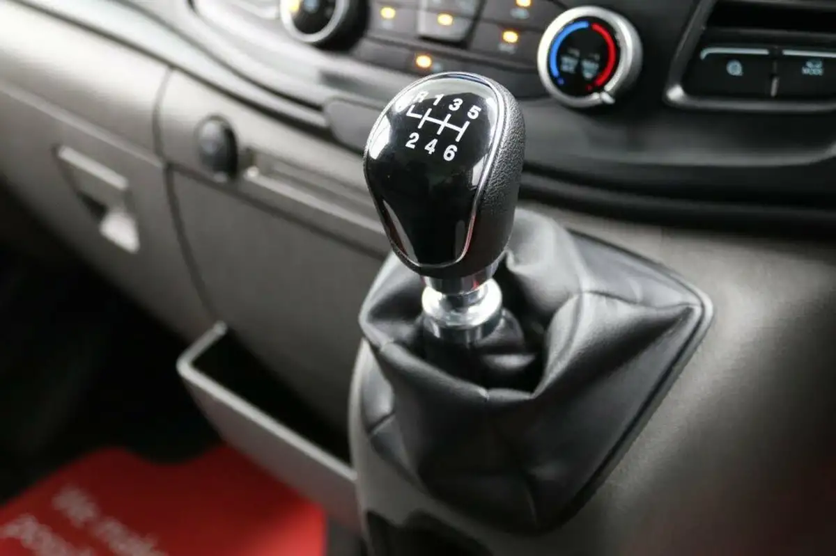 2023-ford-transit-20tdci-350-l2h1-leader-130pseu6dt-fwd-cab-big-55