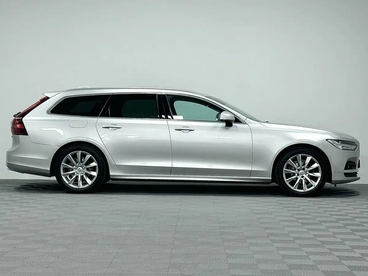 2021-volvo-v90-20-b4-momentum-big-15