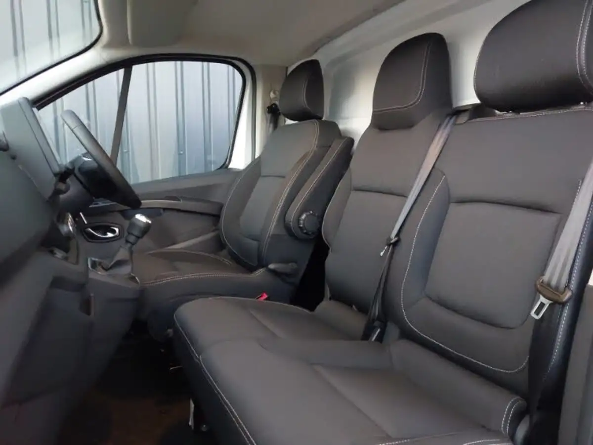 2023-renault-trafic-20dci-sl30-130-extra-eu6d-big-4