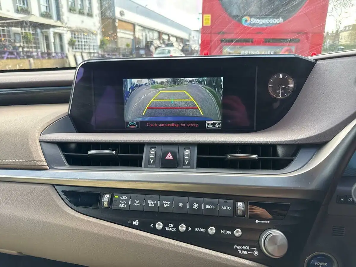 2021-lexus-es-300h-25-es-218bhp-without-navigation-big-20