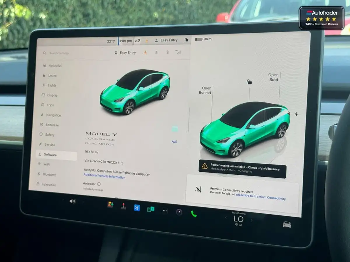2022-tesla-model-y-e-long-range-big-24