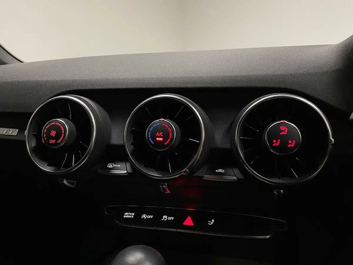 2022-audi-tt-roadster-20-40-tfsi-sport-edition-big-27