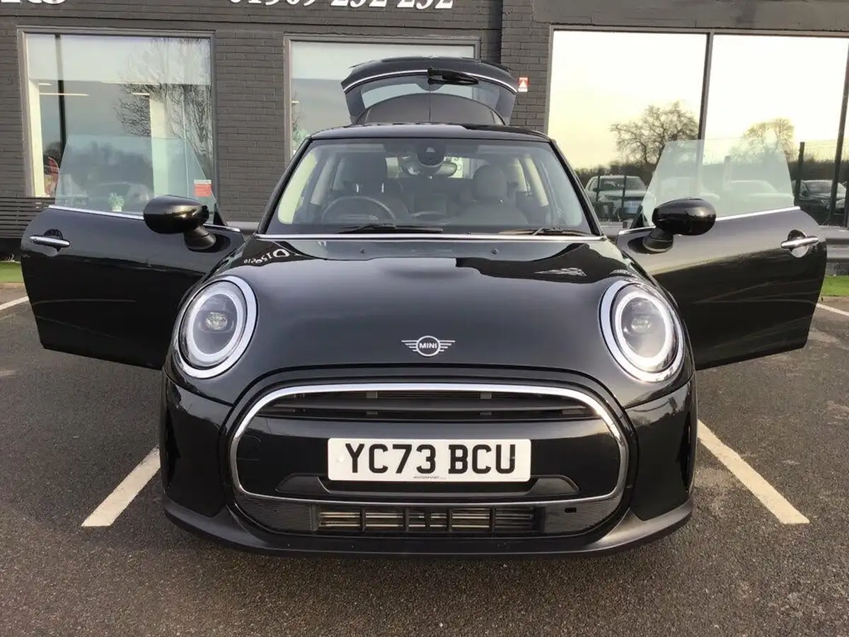 2023-mini-cooper-15-cooper-classic-premium-auto-hatchback-3d-auto-big-9