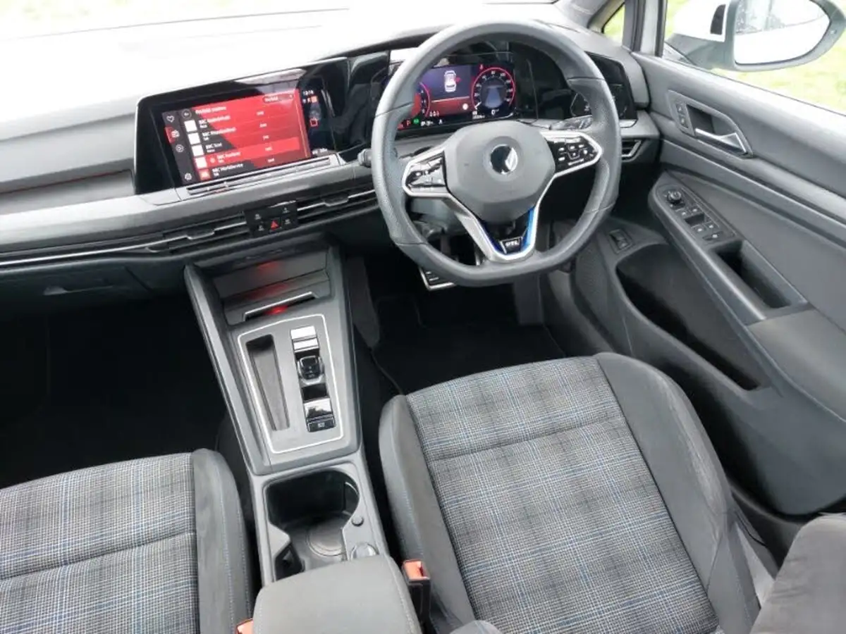 2021-volkswagen-golf-14-tsi-gte-big-9