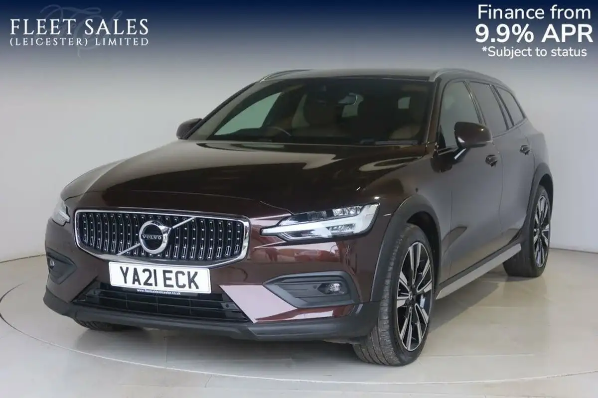 2021-volvo-v60-20td-b4-cross-country-big-0
