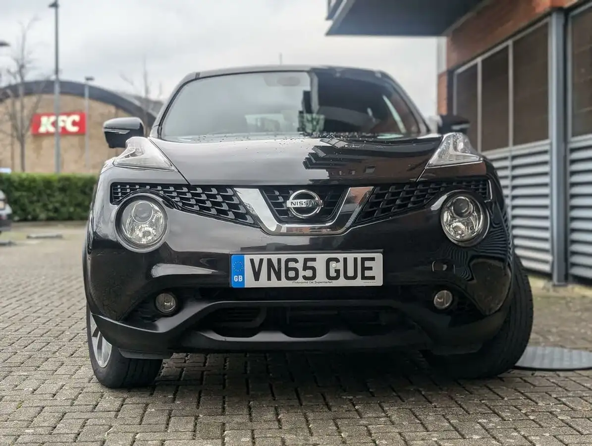 2015-nissan-juke-16-tekna-117ps-1598cc-xtronic-cvt-big-3
