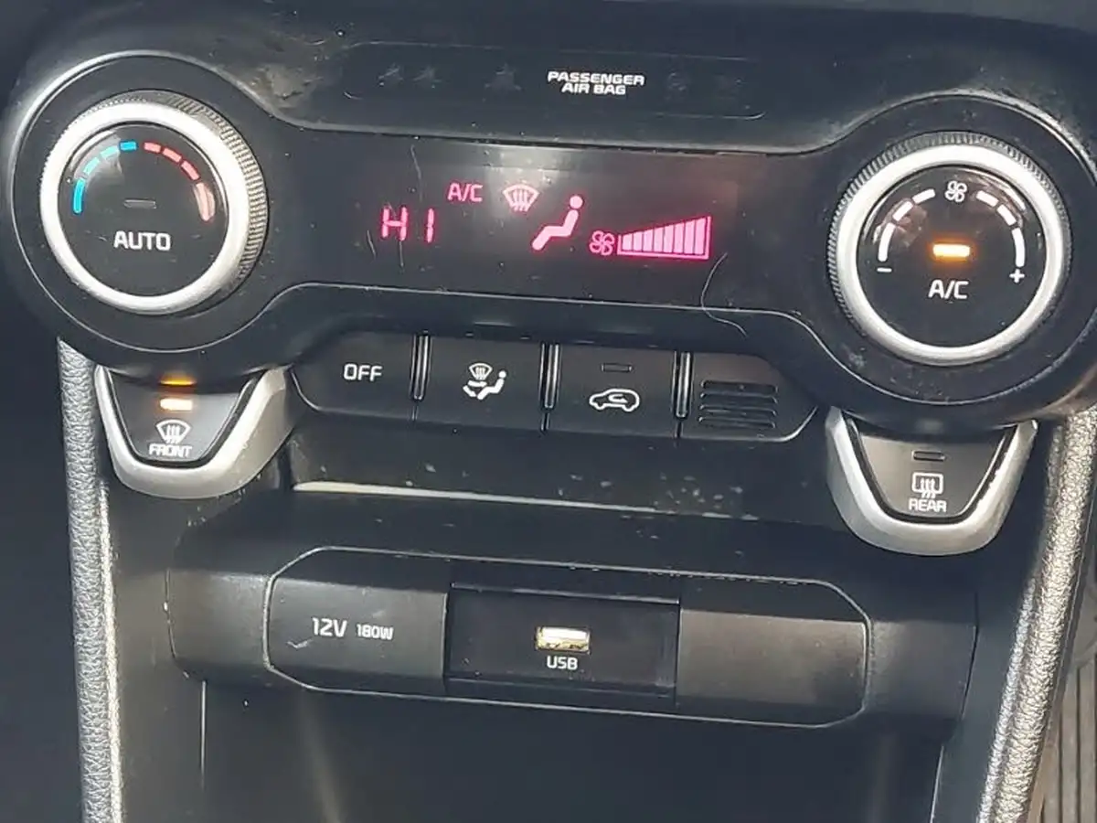 2021-kia-picanto-10-3-auto-seq-big-12