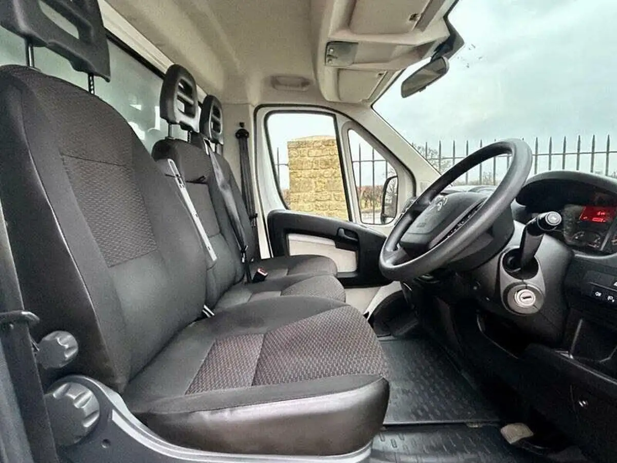 2018-citroen-relay-20bluehdi-plus-35-l2-rtr-dropside-big-13