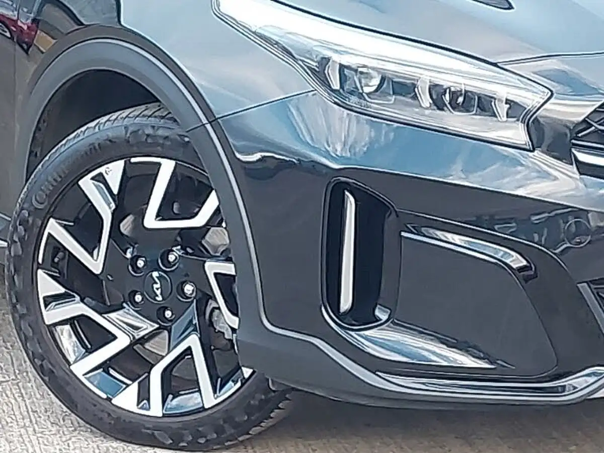 2024-kia-xceed-15-t-gdi-3-158bhp-big-8