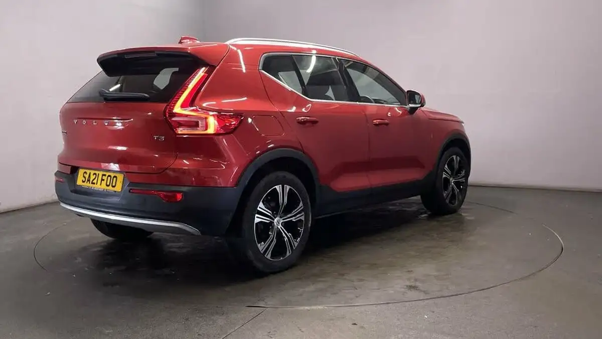 2021-volvo-xc40-15-t3-inscription-pro-161bhp-auto-big-7