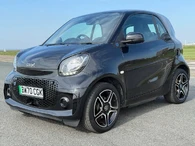 2020 Smart fortwo EQ Pulse Premium Coupe