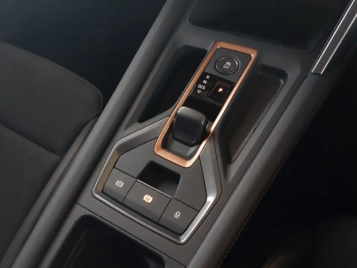 2024-cupra-leon-nf-15-tsi-v2-hatchback-big-15