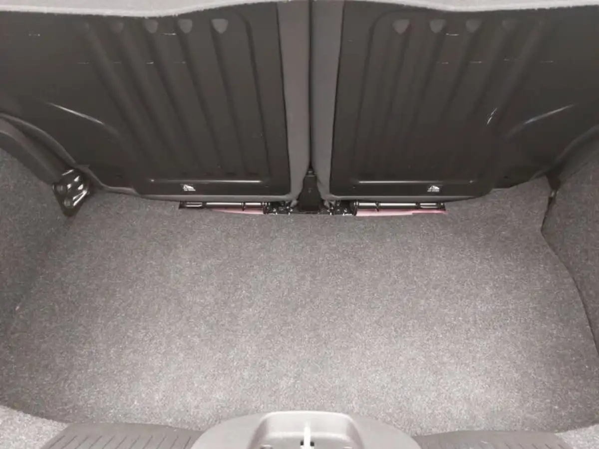 2023-fiat-500-10-big-7