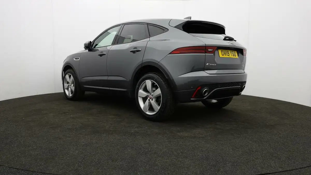 2019-jaguar-e-pace-20-i4d-r-dynamic-se-180ps-awd-auto-big-69