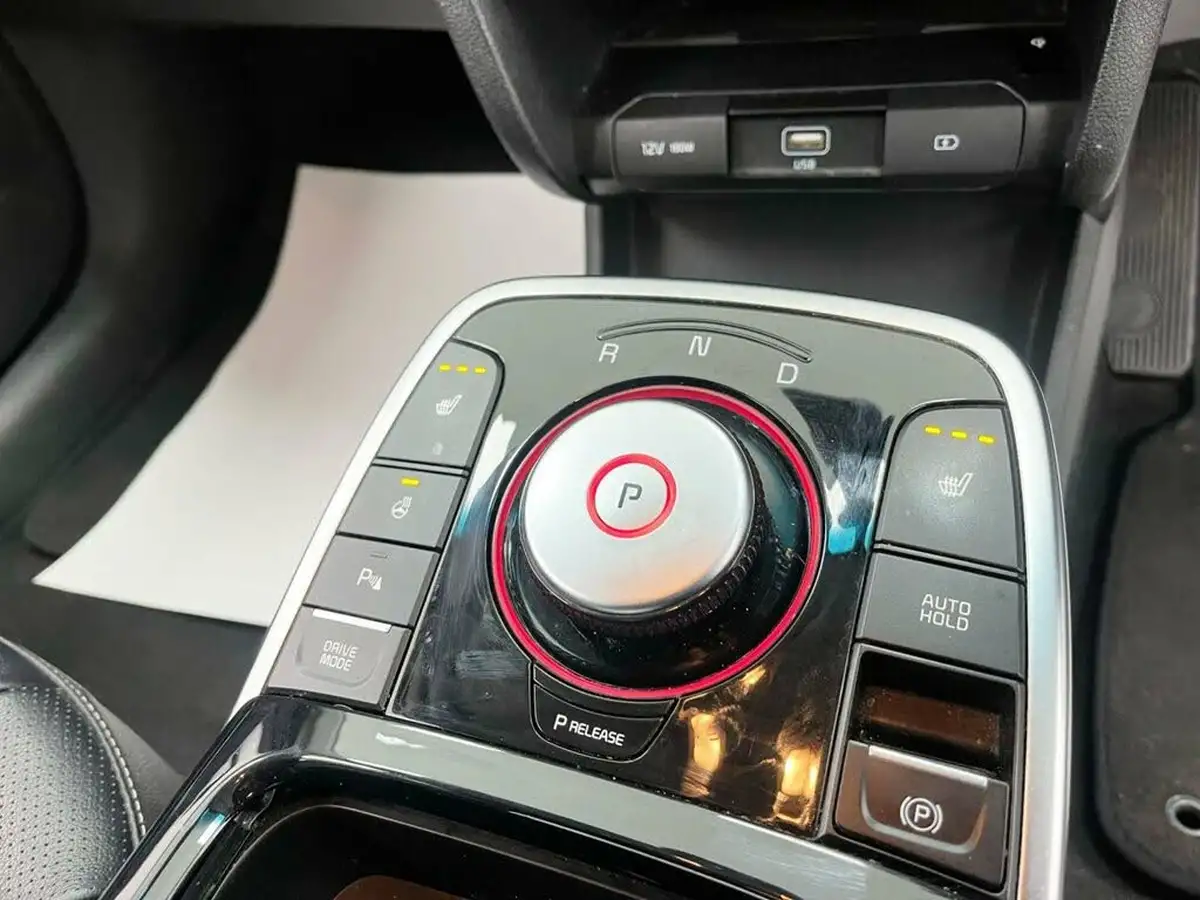 2020-kia-e-niro-ev-3-big-24