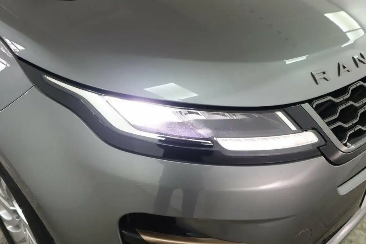 2021-land-rover-range-rover-evoque-15-p300e-r-dynamic-s-big-12