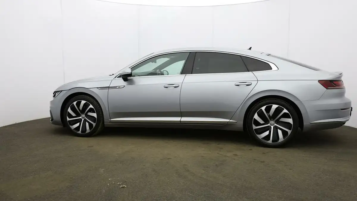 2018-volkswagen-arteon-20-tsi-r-line-190ps-ss-big-59