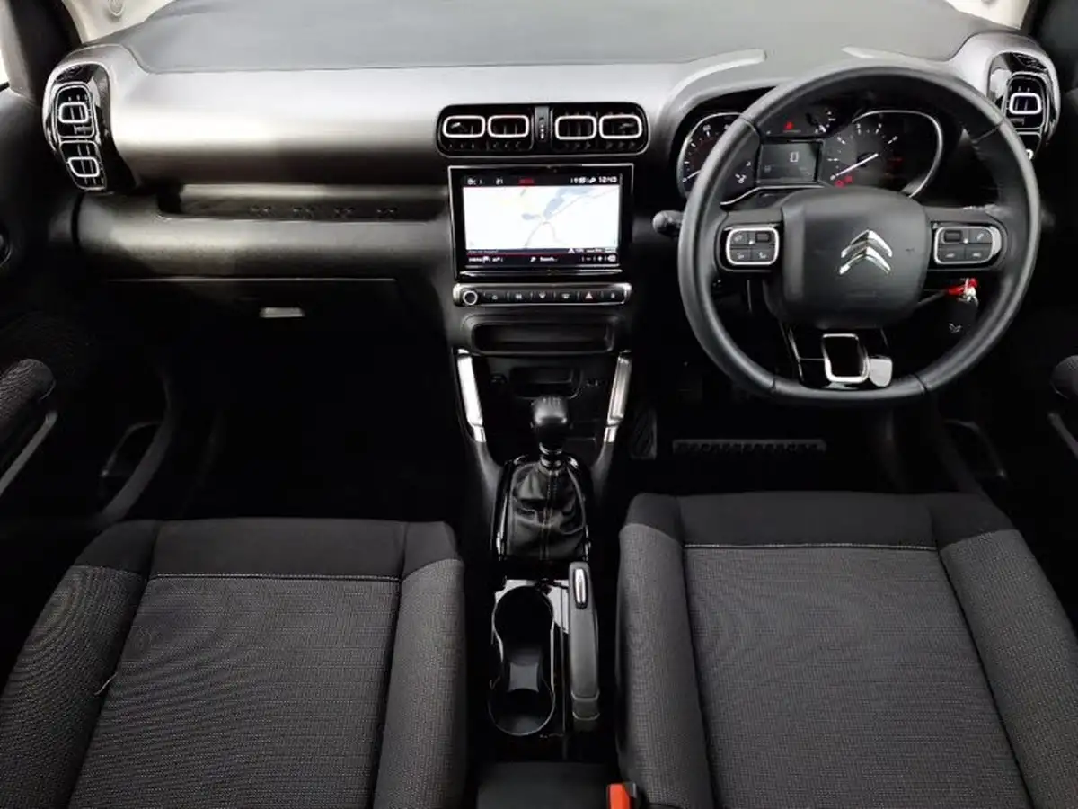 2022-citroen-c3-aircross-12-puretech-shine-110ps-big-2