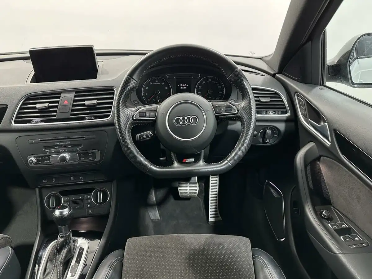 2018-audi-q3-20-tfsi-quattro-black-edition-big-10