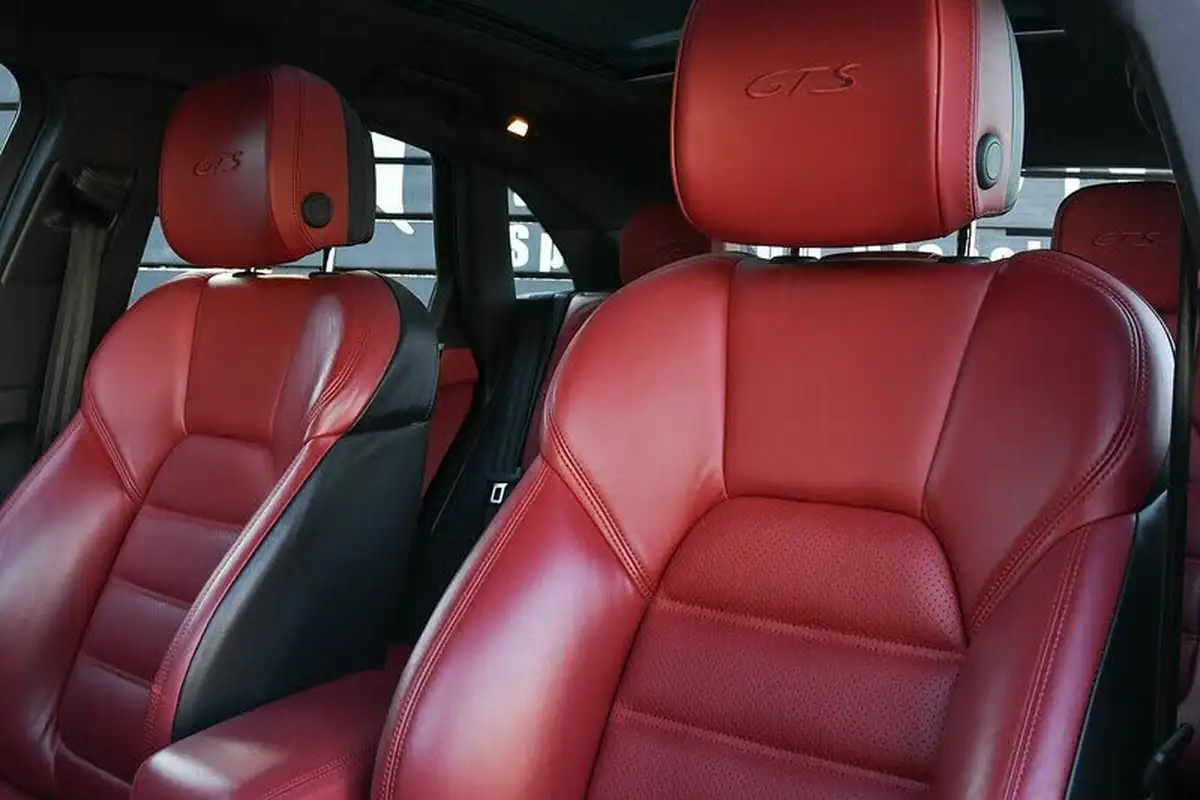 2018-porsche-macan-30-gts-big-40