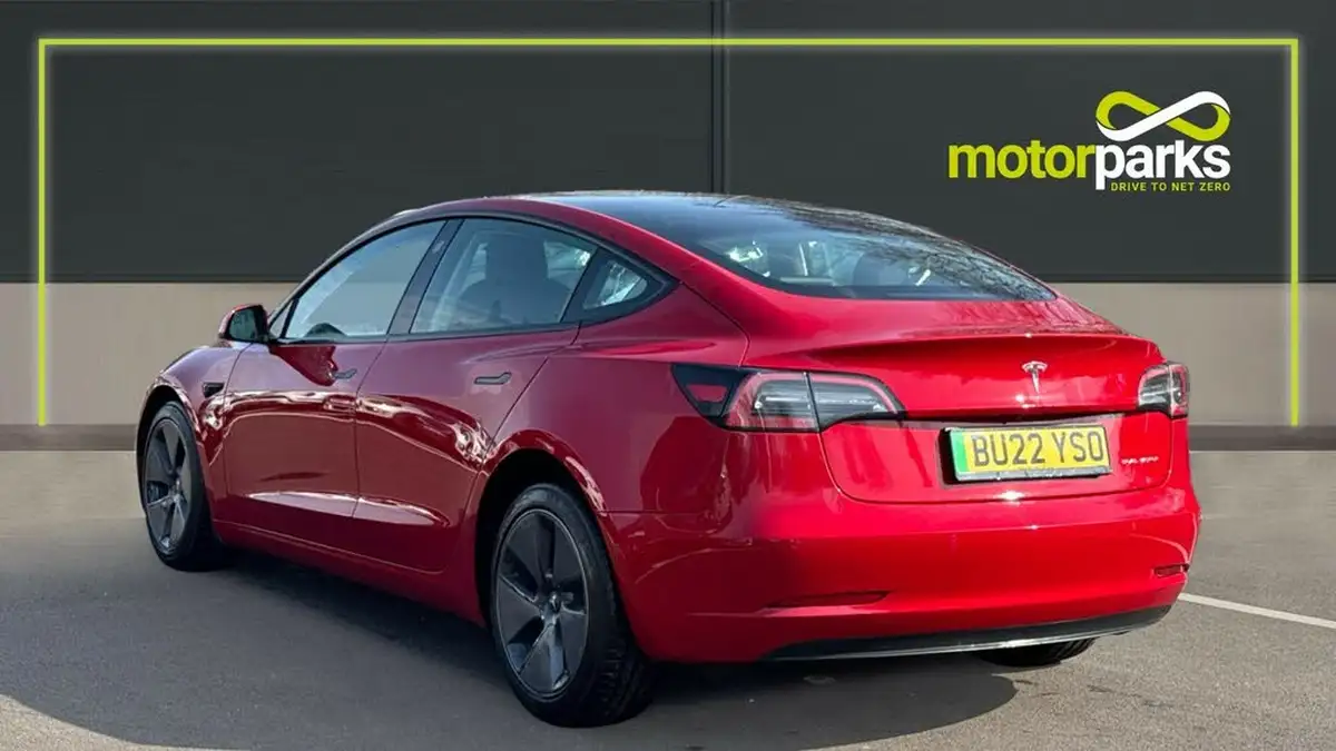 2022-tesla-model-3-e-long-range-big-4