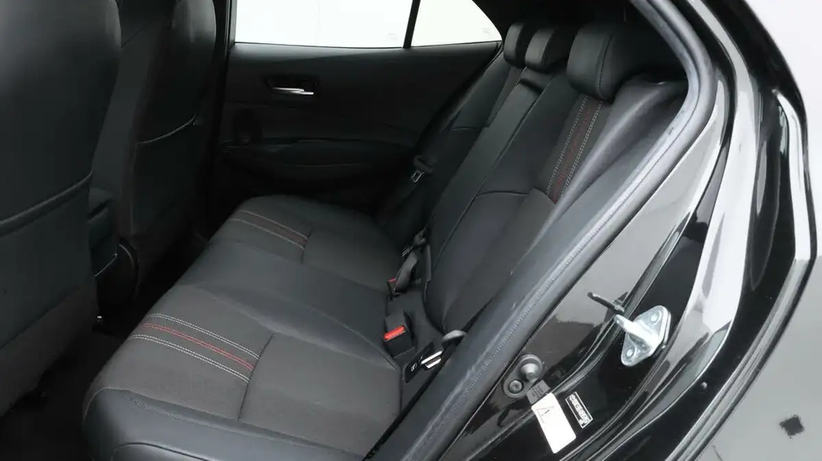 2020-toyota-corolla-20-vvt-i-gr-sport-spare-wheel-hatchback-big-16