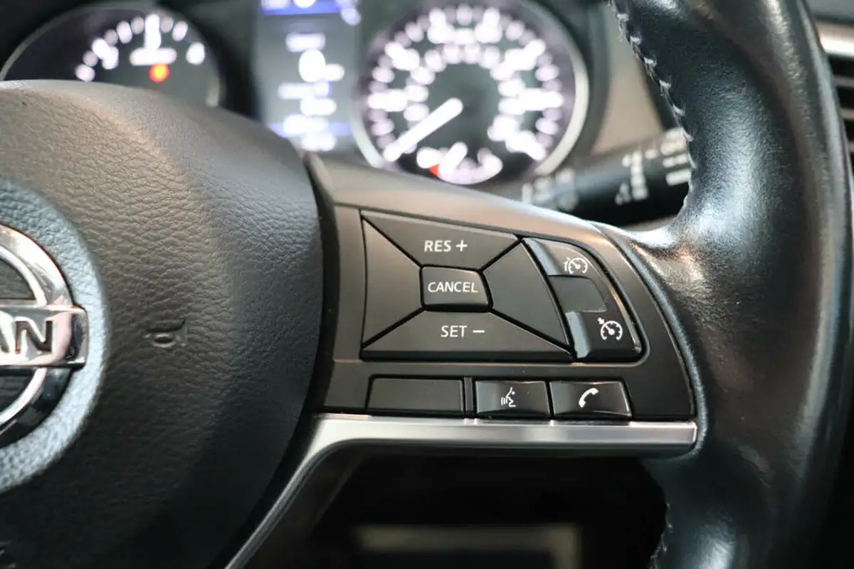 2019-nissan-qashqai-17dci-n-connecta-18in-alloys-big-48