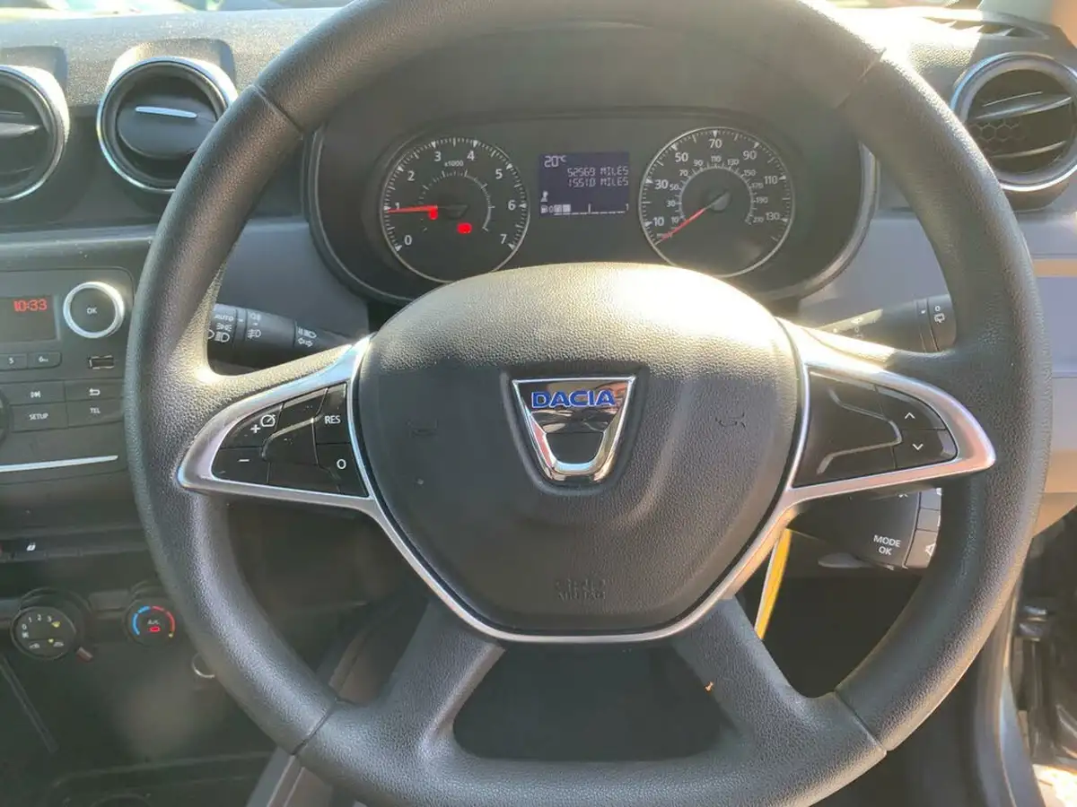 2020-dacia-duster-10-tce-essential-100bhp-ss-big-12