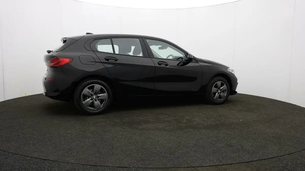 2019-bmw-1-series-15td-116d-se-114bhp-5d-big-33