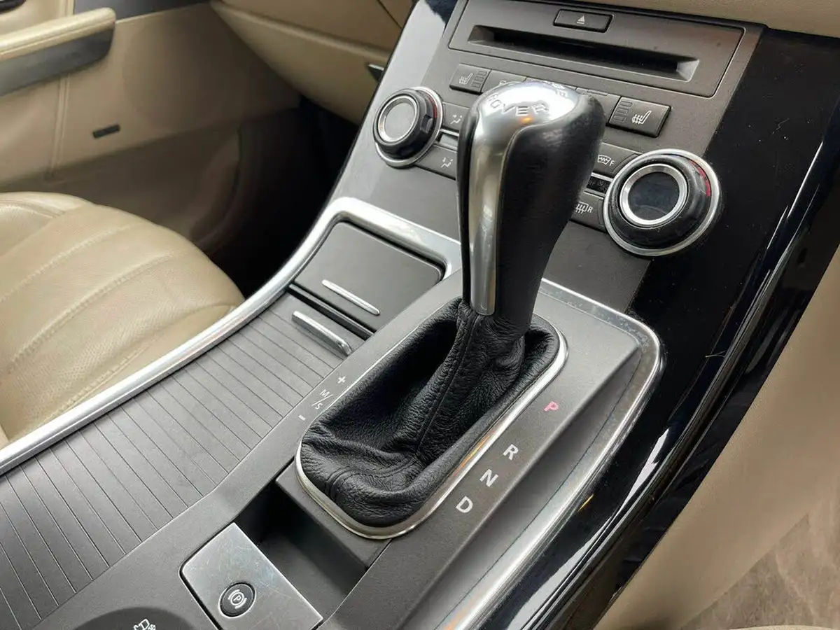 2010-land-rover-range-rover-sport-36td-hse-big-16