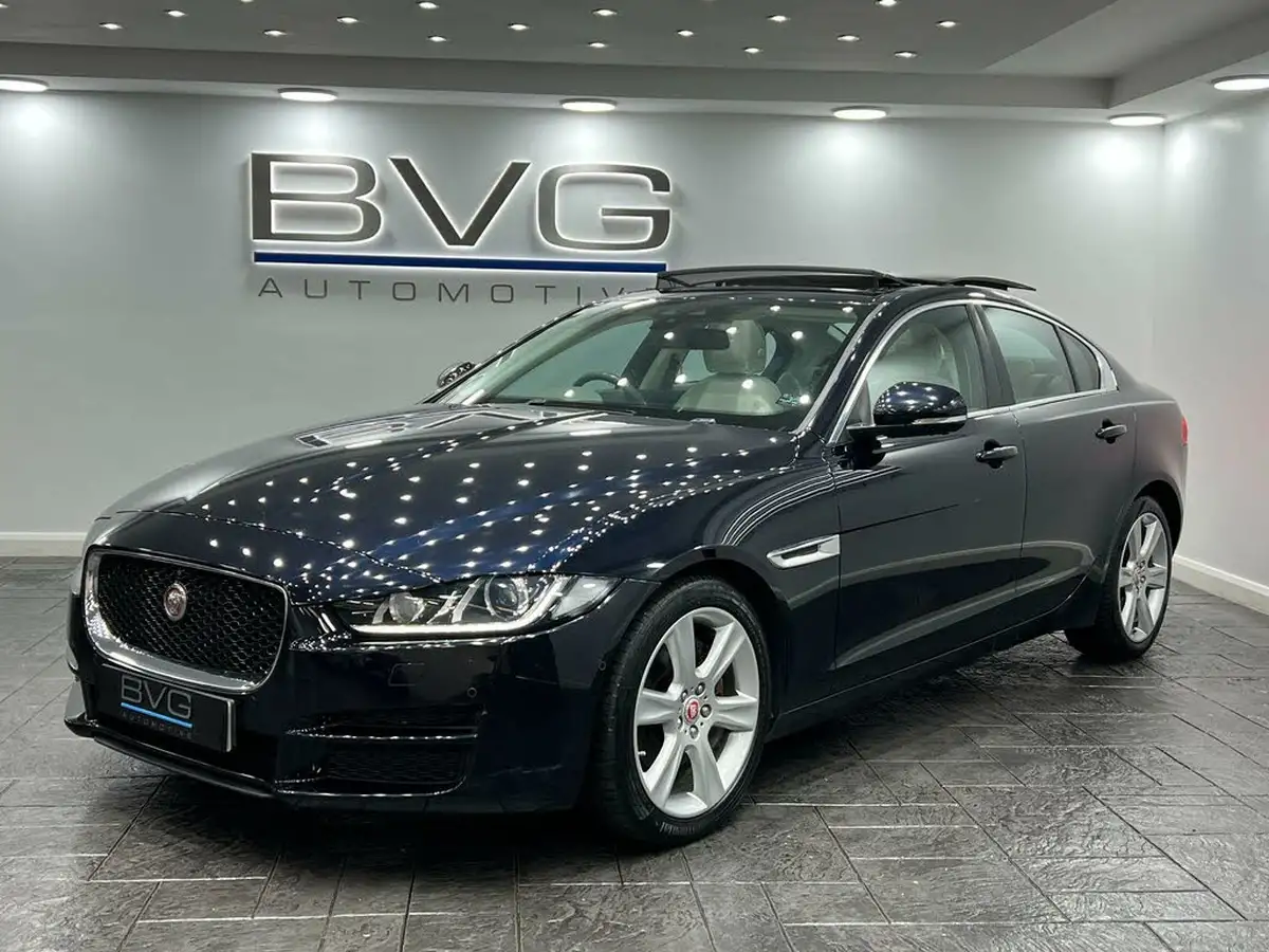 2015-jaguar-xe-20td-portfolio-180ps-auto-big-5