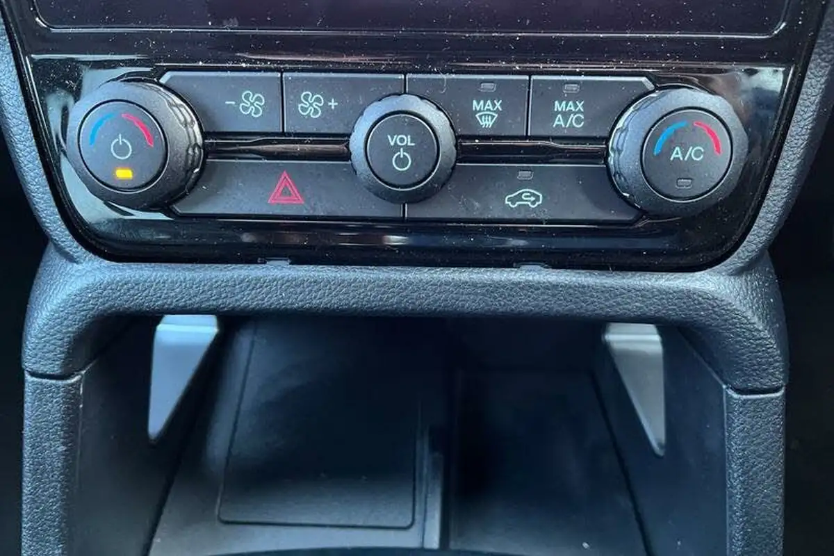 2024-ford-ranger-20-ecoblue-wildtrak-double-cab-205pseu6d-big-27